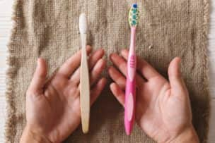 bamboo-vs-plastic-toothbrush